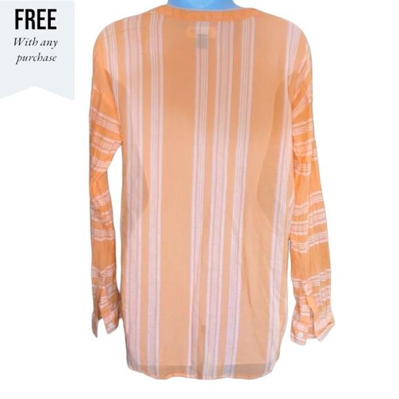 FREE Old Navy Tunic Size S - Picture 2 of 3
